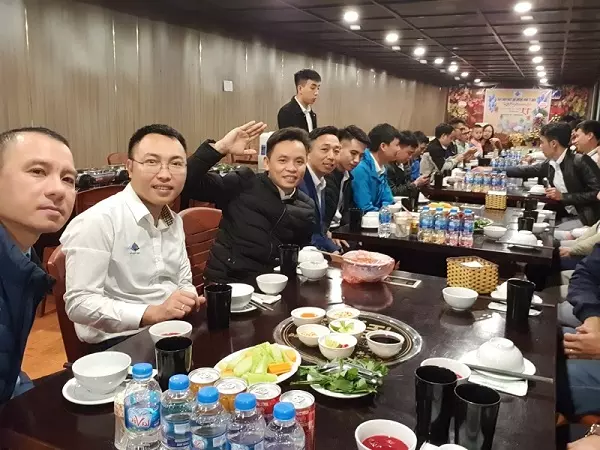 Tổ chức liên hoan và tọa đàm Tổ chức liên hoan và tọa đàm