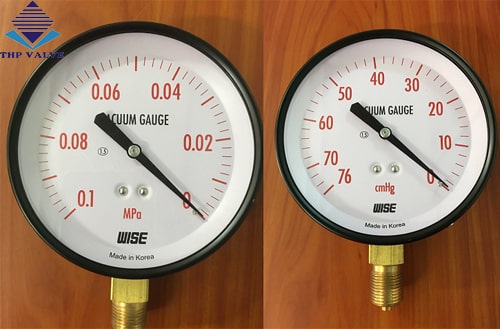 đồng hồ đo áp có dầu